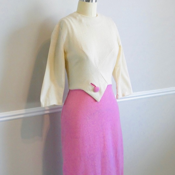Gorgeous Vintage 1950s / 1960s Wool Dress - Picture 5 of 8